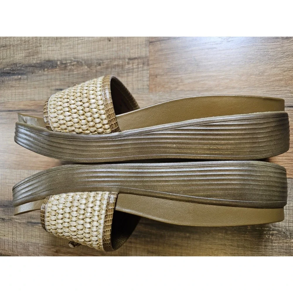 Donald J. Pliner beautiful sandals